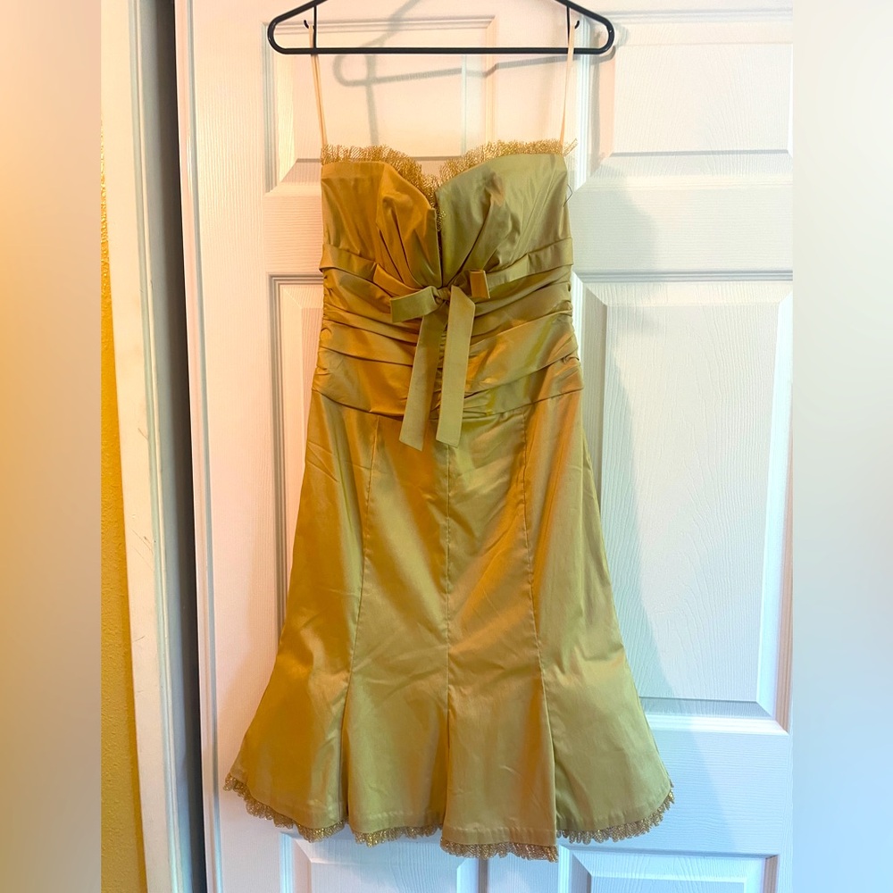 Donna Ricco dress size 6